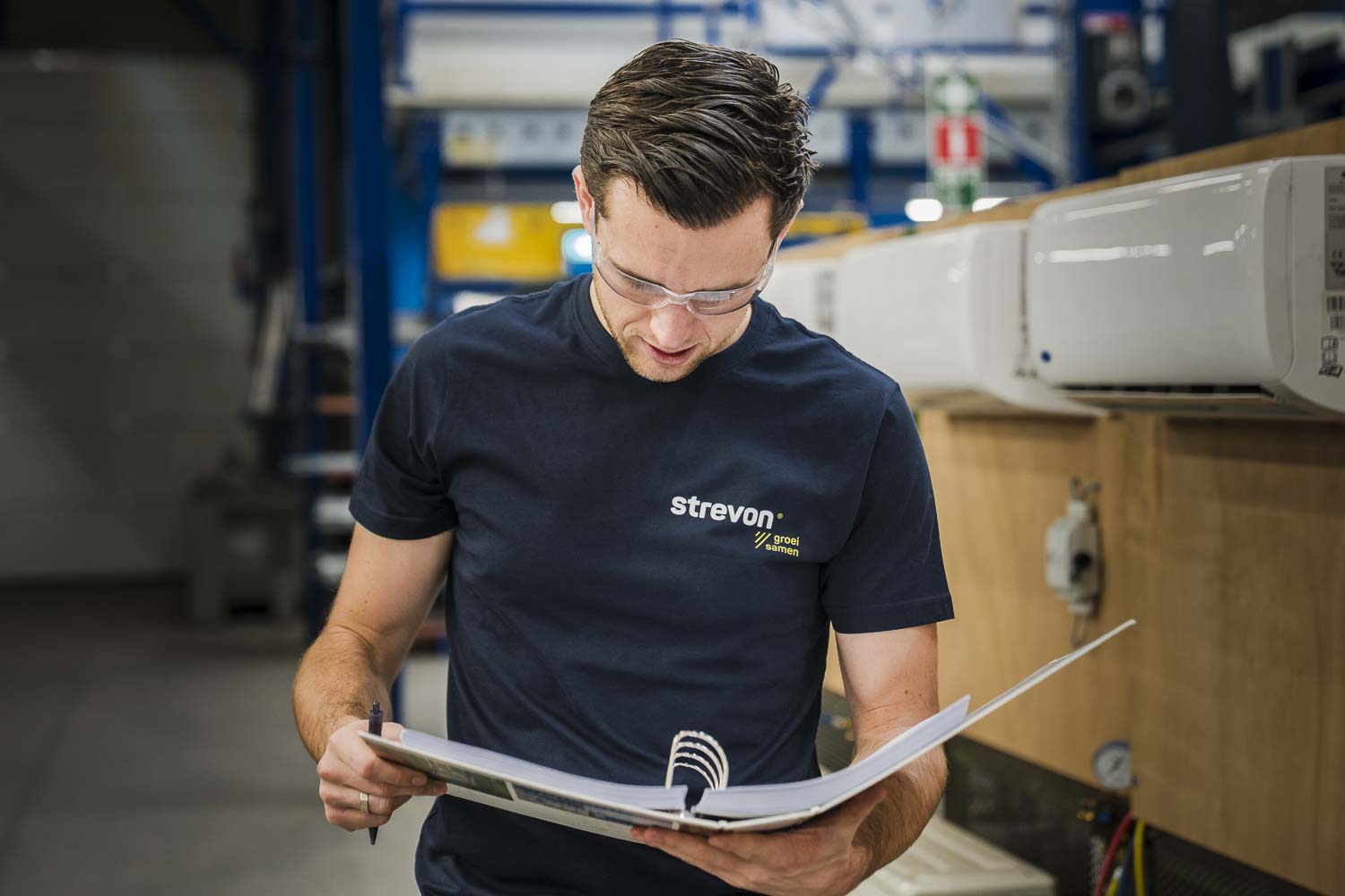 Zijn er subsidieregelingen om de begeleiding van zij-instromers in de techniek te financieren?